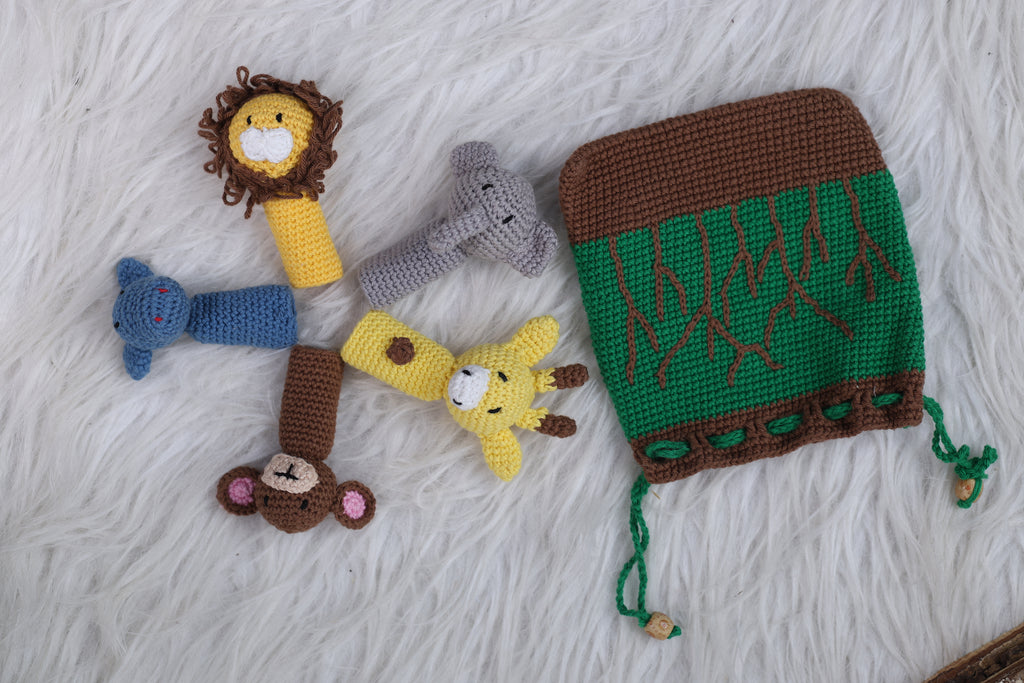 Little Medhas Finger Puppets Set - Farm & Forest Animals Educational Storytelling Toys 9+ Months
